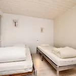 Fine Group House With Sauna Garden シニー