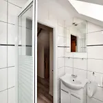 別荘 Fine Group House With Sauna Garden シニー
