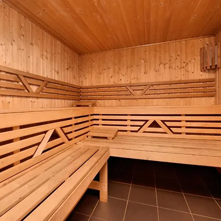 Fine Group House With Sauna Garden *