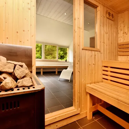 Fine Group House With Sauna Garden בית נופש שיני